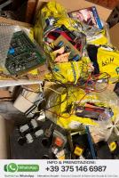 ENORME STOCK 10 COLLI DI MATERIALE DISMESSO